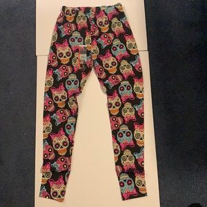 Small Skull Print Leggings